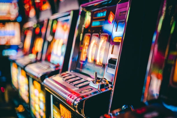 Making Sense of Online Casino Platforms and Their Features with Rules and Policies Explained